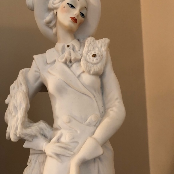 Giuseppe Armani White Ceramic Statue - Picture 2 of 4